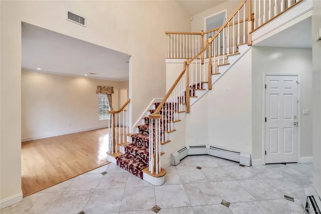 25 Charnwood Drive Suffern NY 10901