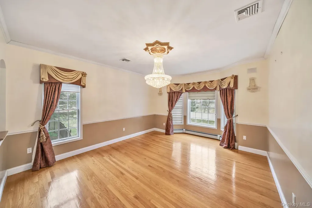 25 Charnwood Drive Suffern NY 10901