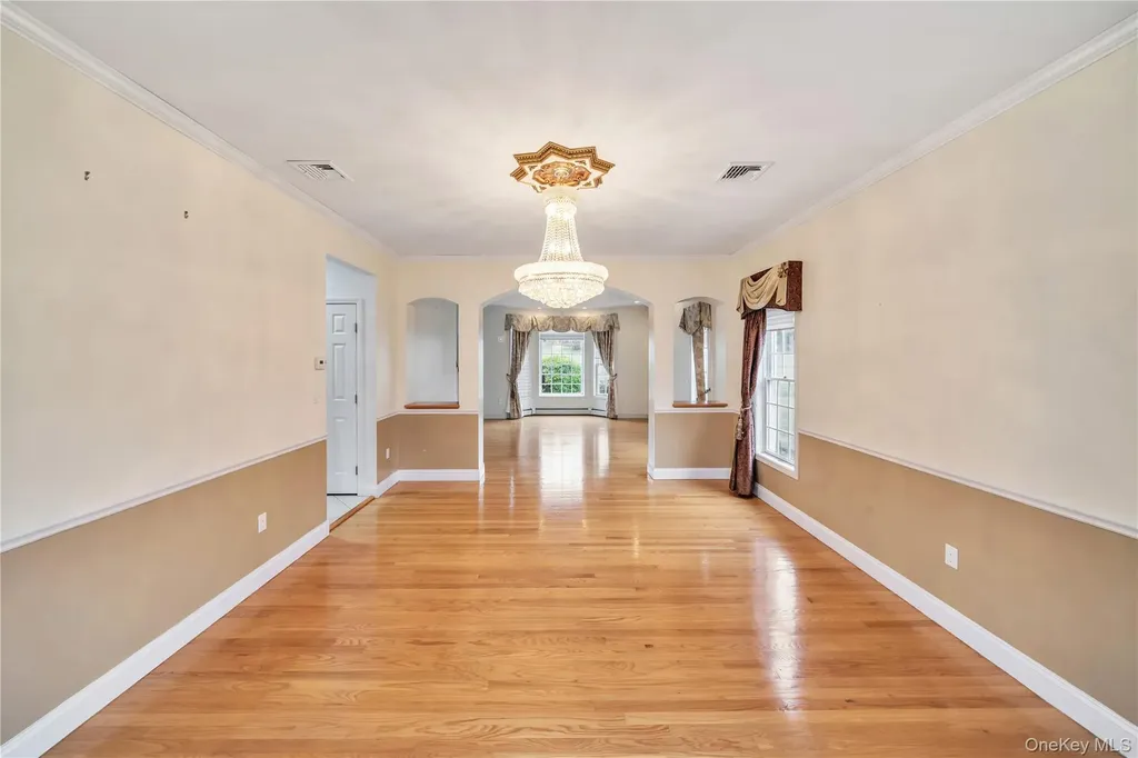 25 Charnwood Drive Suffern NY 10901