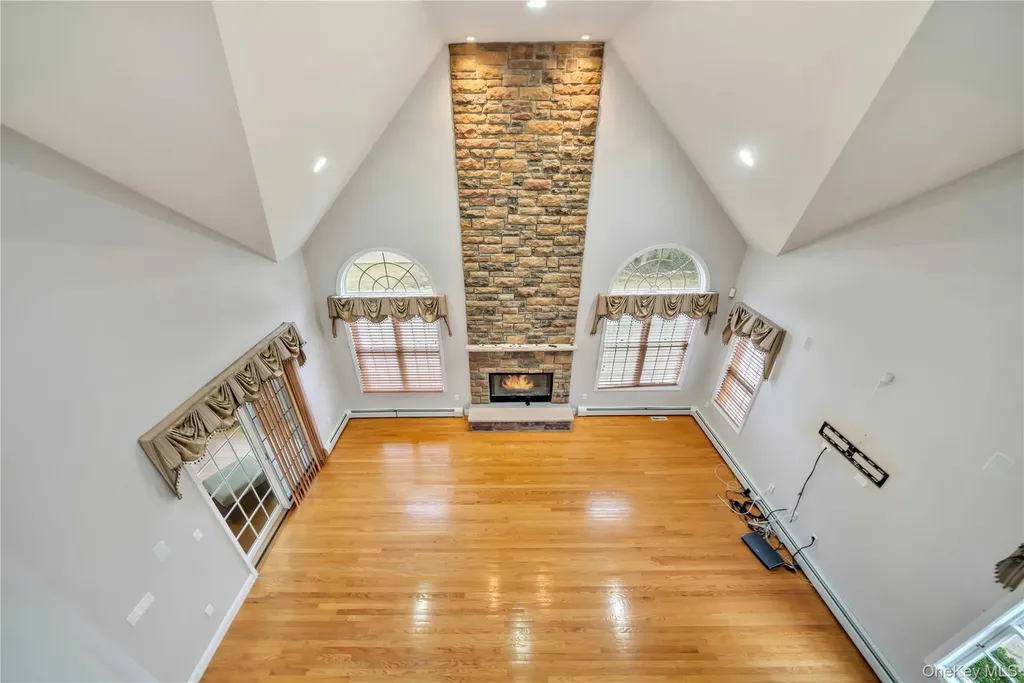 25 Charnwood Drive Suffern NY 10901