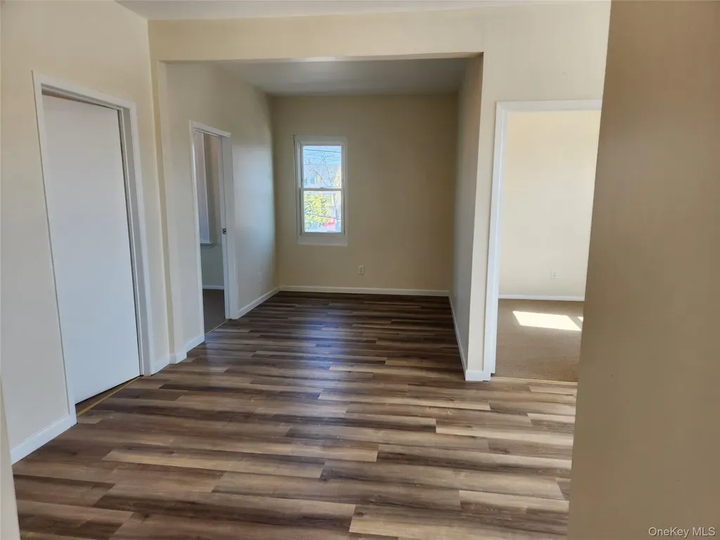 49 Roger Avenue Inwood NY 11096