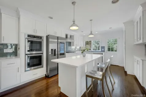 58 Mamaroneck Road Scarsdale NY 10583