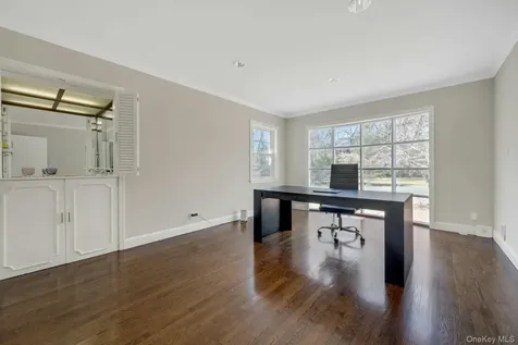 58 Mamaroneck Road Scarsdale NY 10583