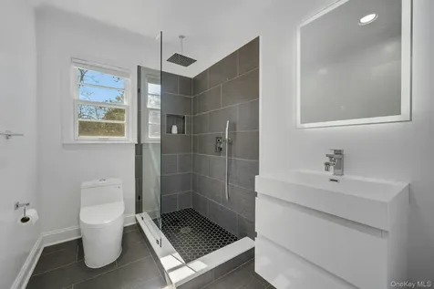 58 Mamaroneck Road Scarsdale NY 10583