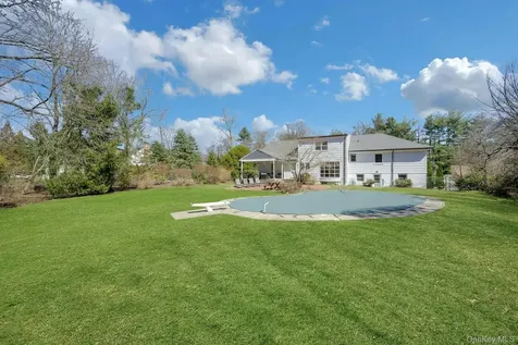58 Mamaroneck Road Scarsdale NY 10583