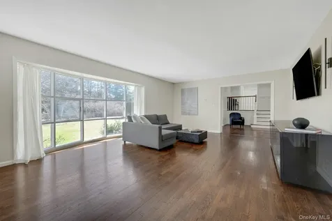 58 Mamaroneck Road Scarsdale NY 10583