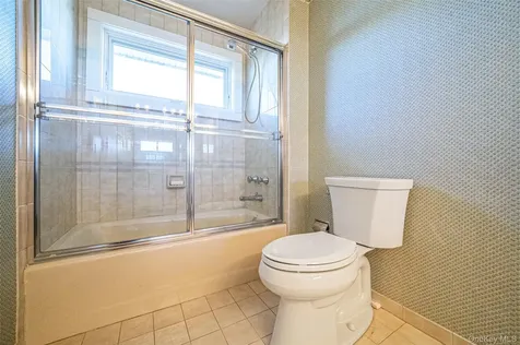 1233 Beech Street Atlantic Beach NY 11509