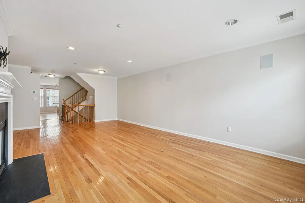 10 Bridge Lane Haverstraw NY 10927