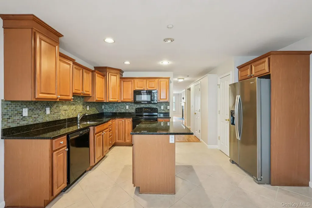 10 Bridge Lane Haverstraw NY 10927