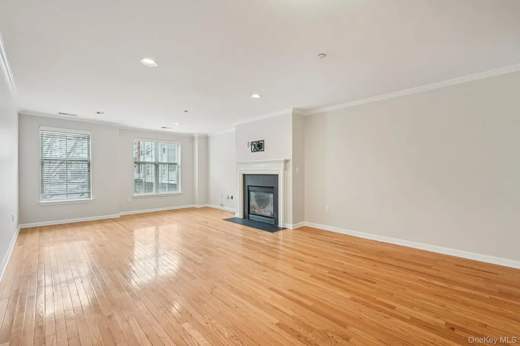 10 Bridge Lane Haverstraw NY 10927