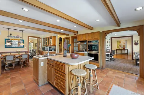 11 Mamaroneck Road Scarsdale NY 10583