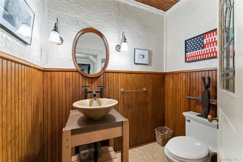 11 Mamaroneck Road Scarsdale NY 10583