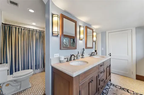 11 Mamaroneck Road Scarsdale NY 10583