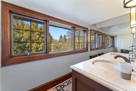 11 Mamaroneck Road Scarsdale NY 10583