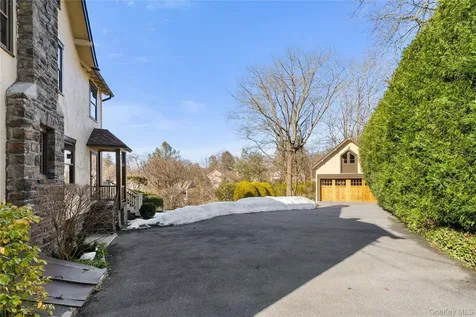 11 Mamaroneck Road Scarsdale NY 10583