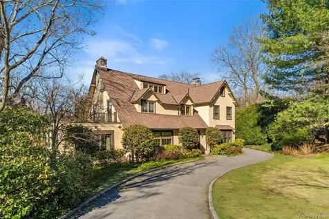 11 Mamaroneck Road Scarsdale NY 10583