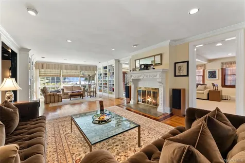 11 Mamaroneck Road Scarsdale NY 10583