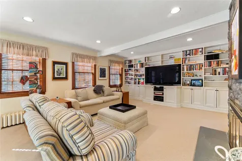 11 Mamaroneck Road Scarsdale NY 10583