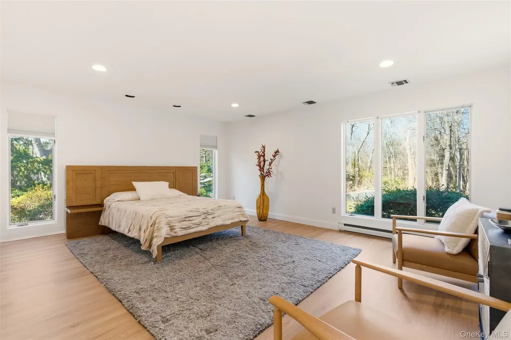 5 Waterford Way Syosset NY 11791