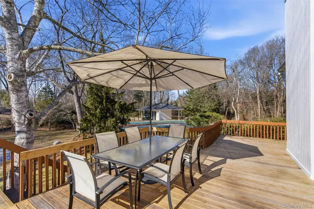 5 Waterford Way Syosset NY 11791