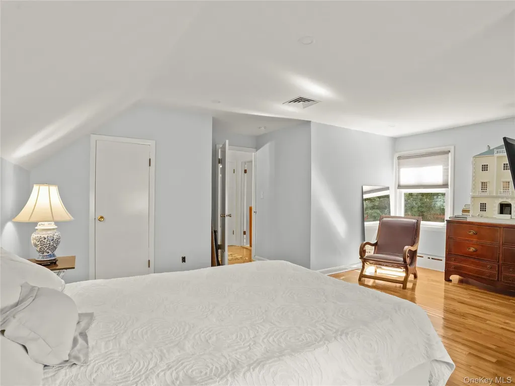 1035 Shore Acres Drive Mamaroneck NY 10543