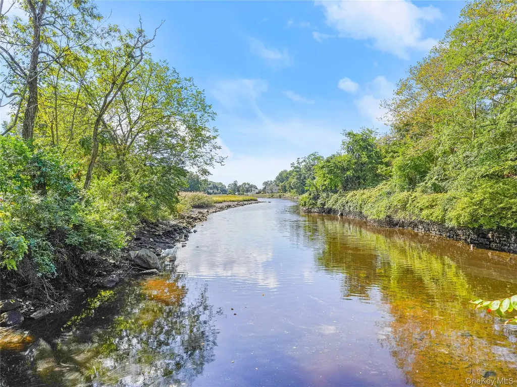 1035 Shore Acres Drive Mamaroneck NY 10543