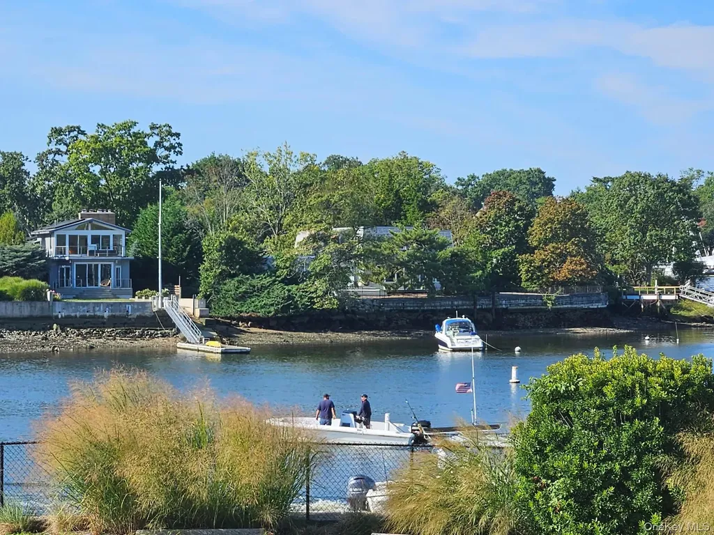 1035 Shore Acres Drive Mamaroneck NY 10543