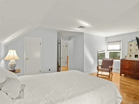 1035 Shore Acres Drive Mamaroneck NY 10543