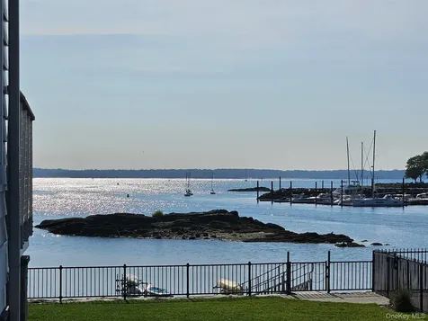 1035 Shore Acres Drive Mamaroneck NY 10543