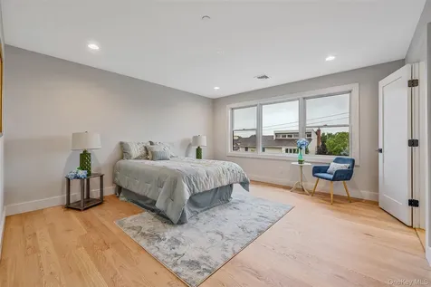 243 Mott Street Oceanside NY 11572