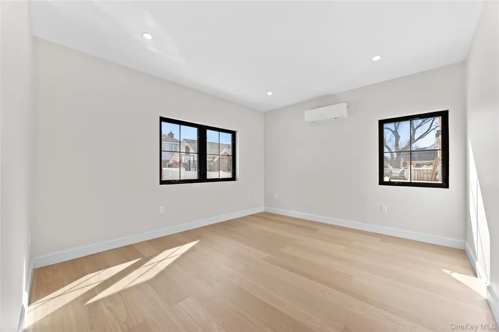 75-31 175th Street Fresh Meadows NY 11366