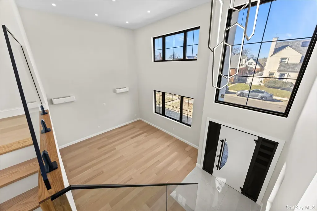 75-31 175th Street Fresh Meadows NY 11366