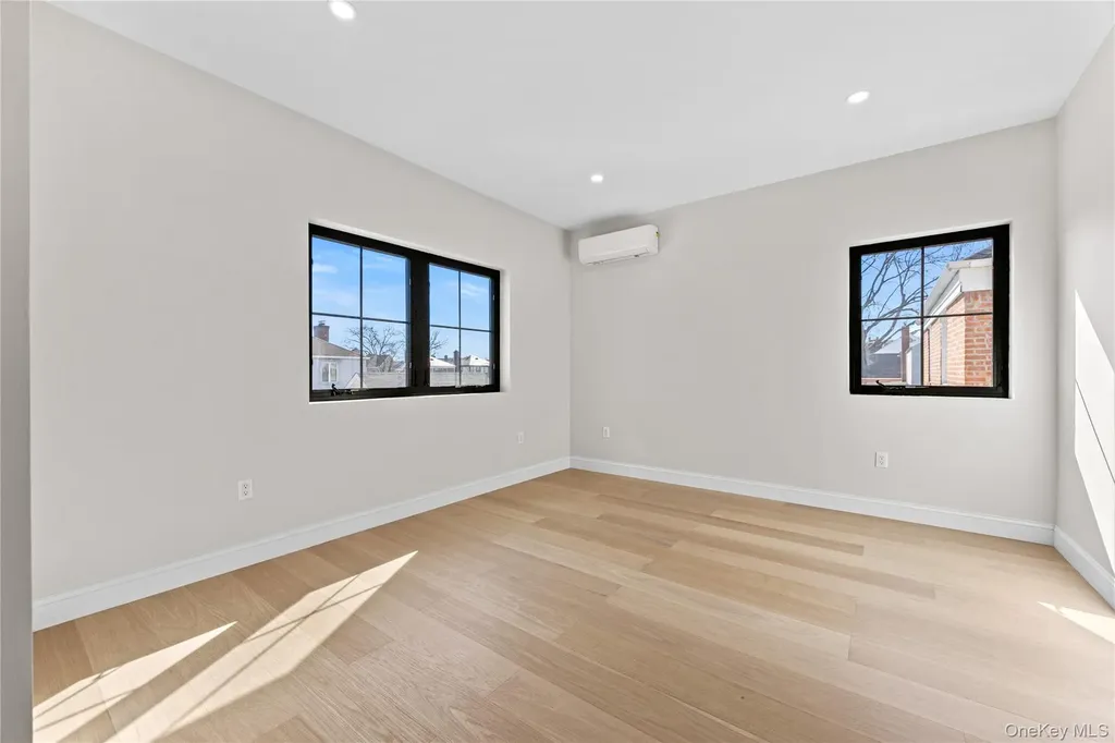 75-31 175th Street Fresh Meadows NY 11366