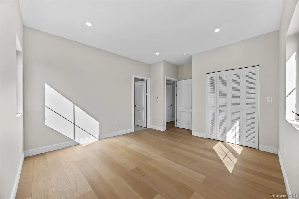75-31 175th Street Fresh Meadows NY 11366