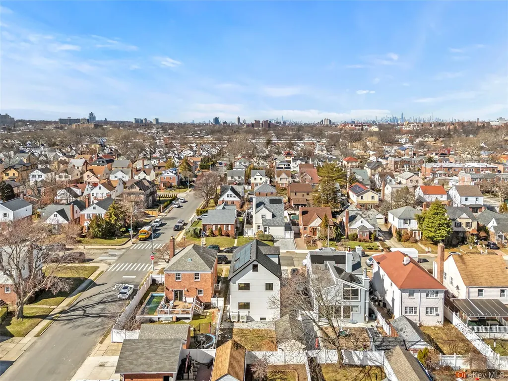75-31 175th Street Fresh Meadows NY 11366