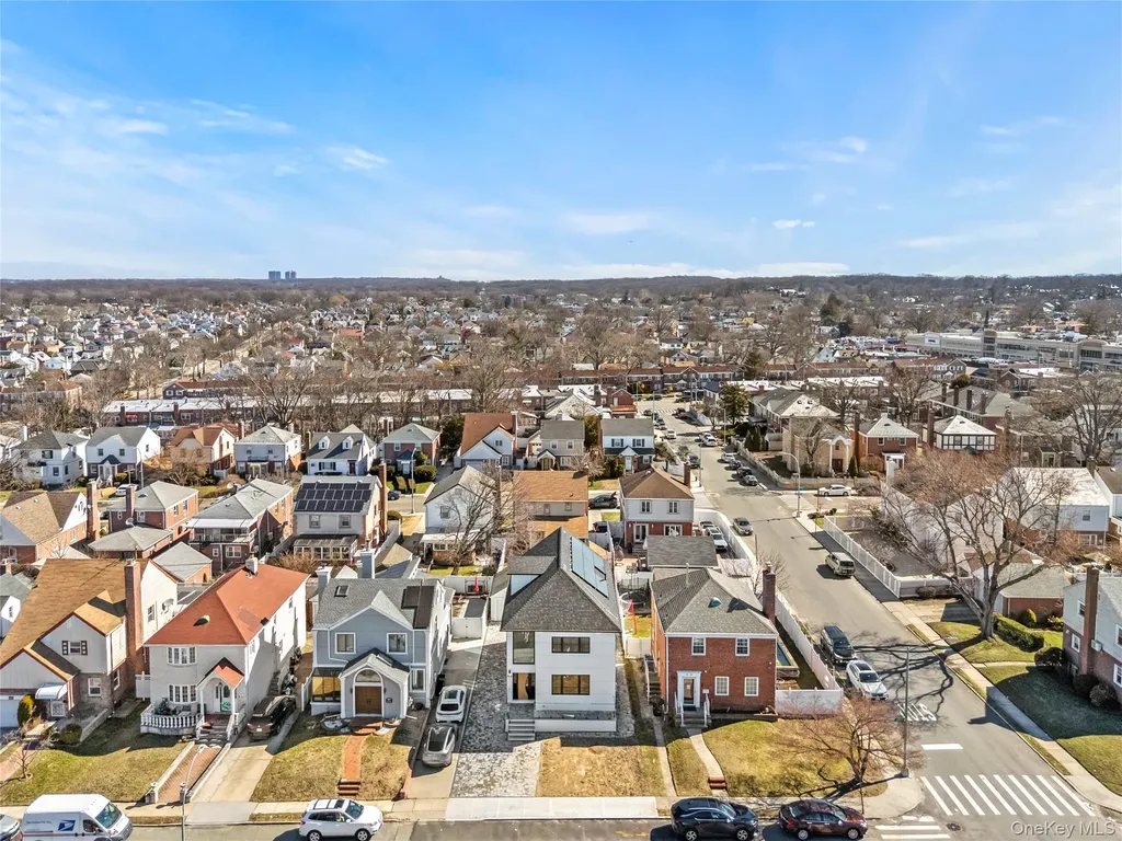75-31 175th Street Fresh Meadows NY 11366