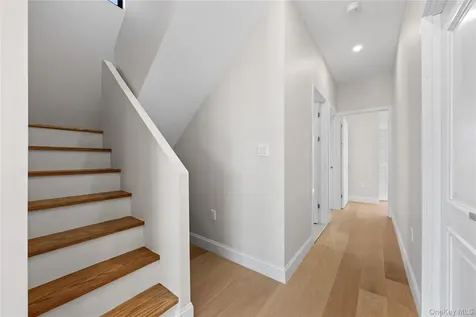 75-31 175th Street Fresh Meadows NY 11366