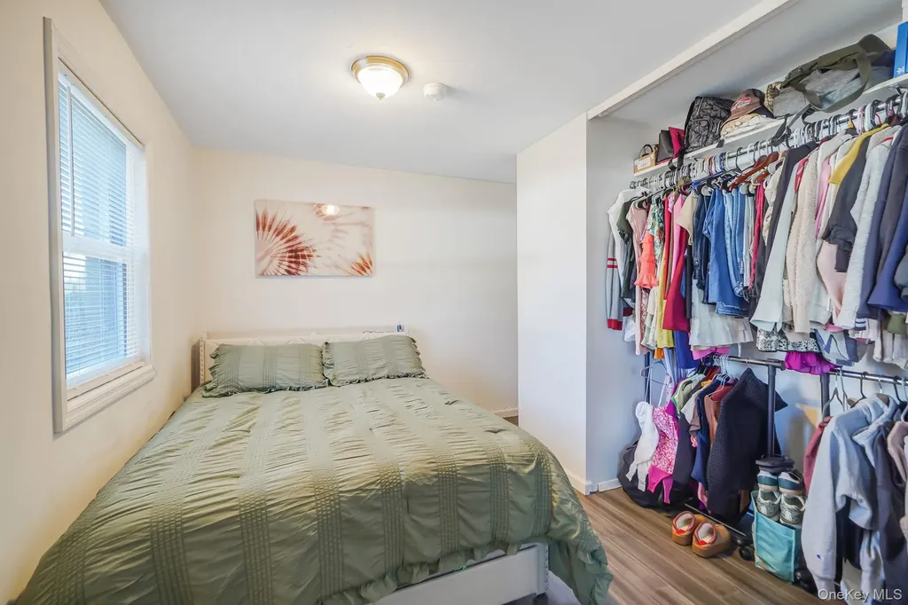 260 Waverly Avenue Patchogue NY 11772