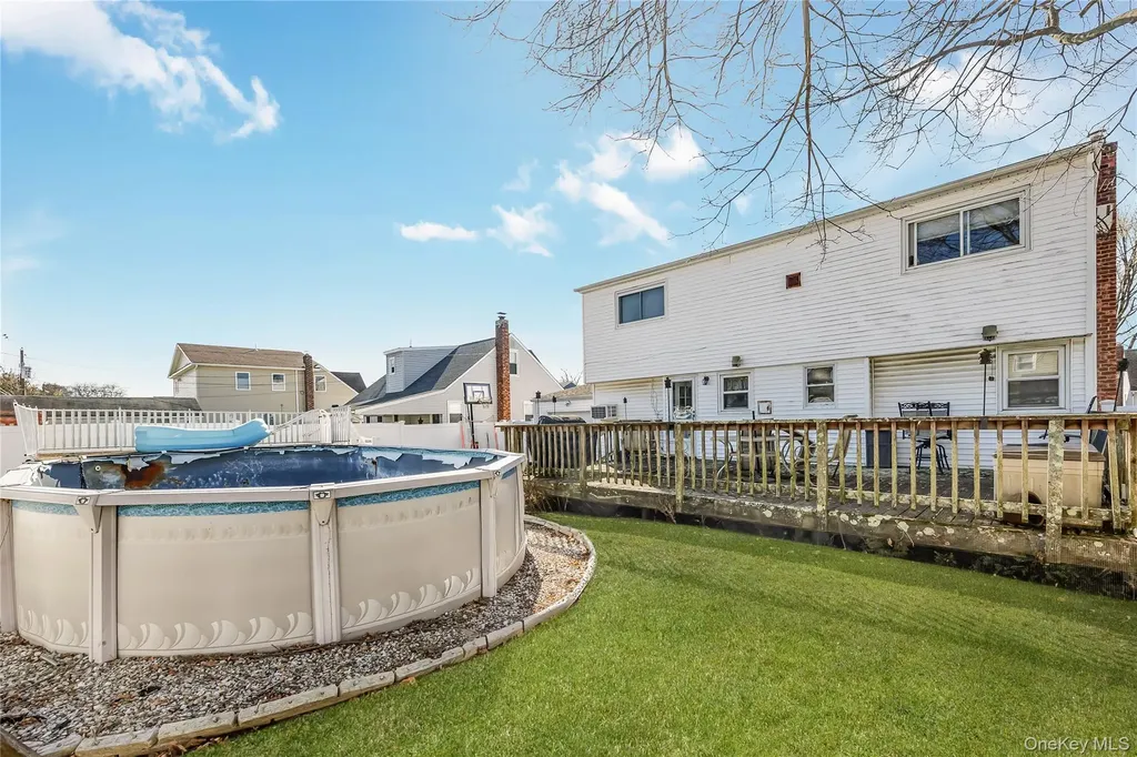 3647 Bernard Drive Wantagh NY 11793