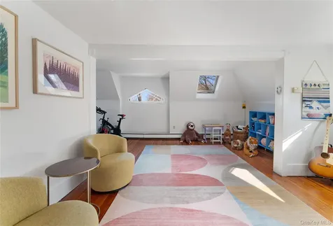 70 Fairview Avenue Tarrytown NY 10591
