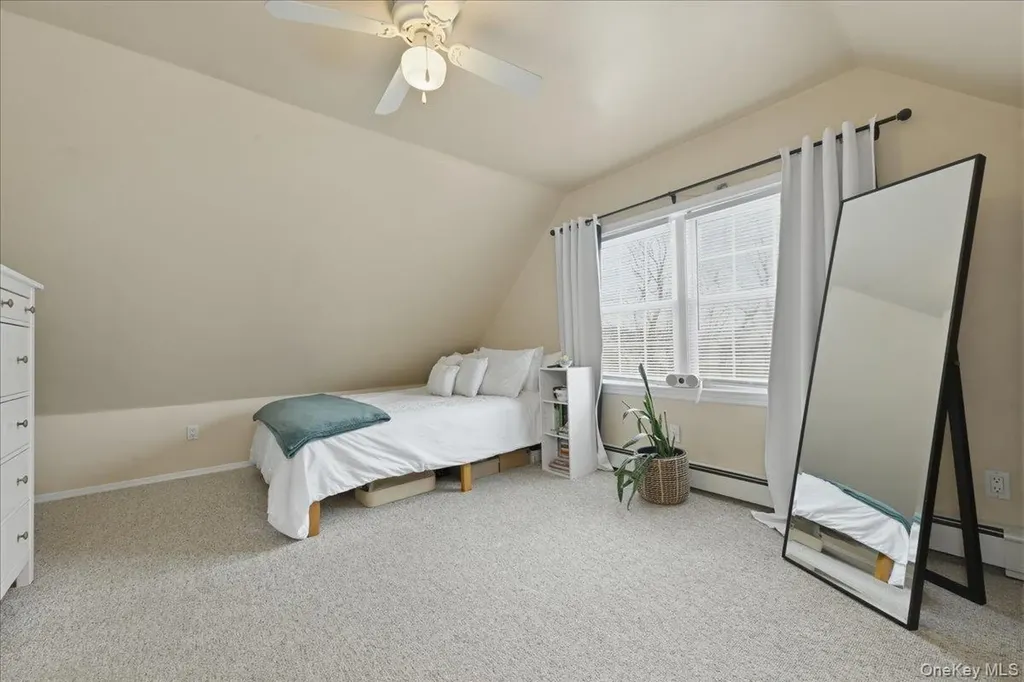 25 Gleaner Lane Levittown NY 11756