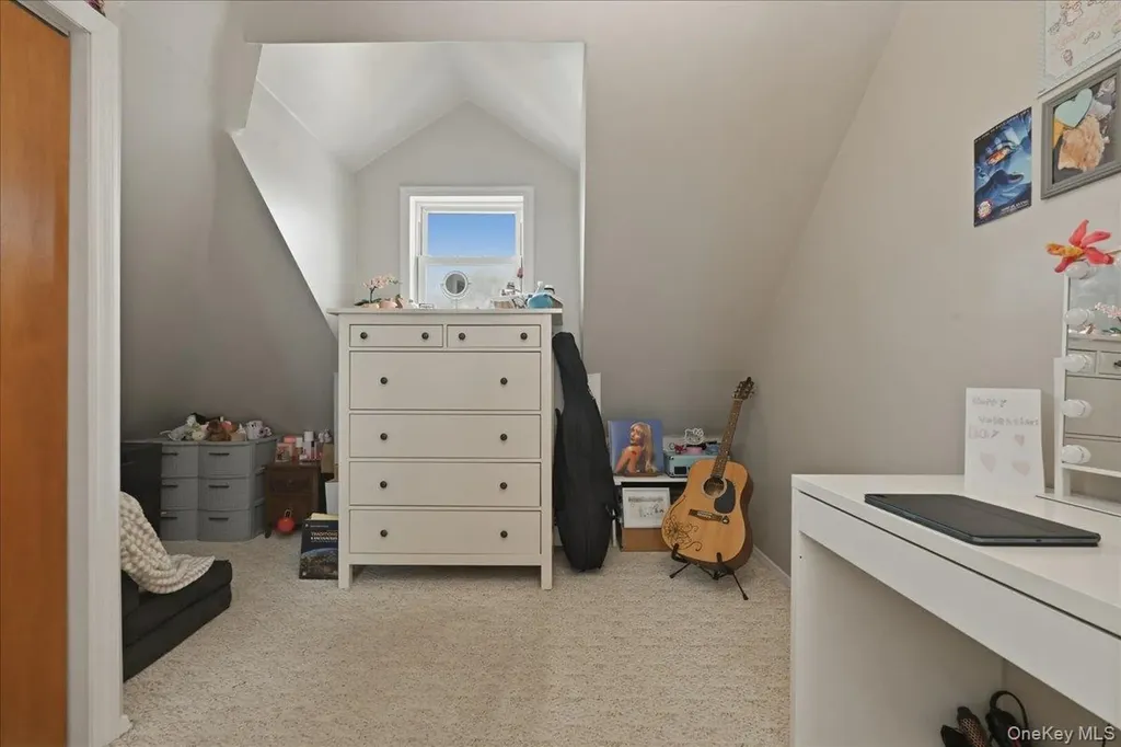 25 Gleaner Lane Levittown NY 11756