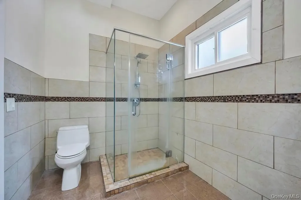 25 Virginia Avenue Plainview NY 11803