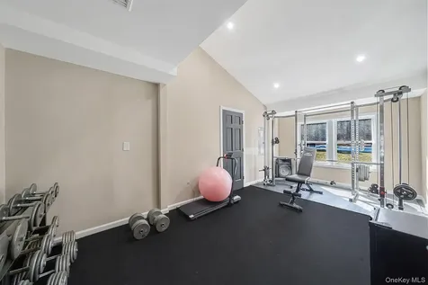 17 Fairway Drive Manorville NY 11949