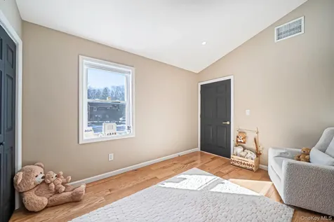 17 Fairway Drive Manorville NY 11949