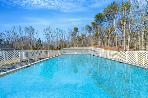 17 Fairway Drive Manorville NY 11949