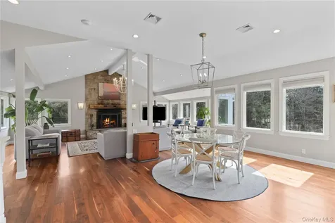 20 Oscaleta Road South Salem NY 10590