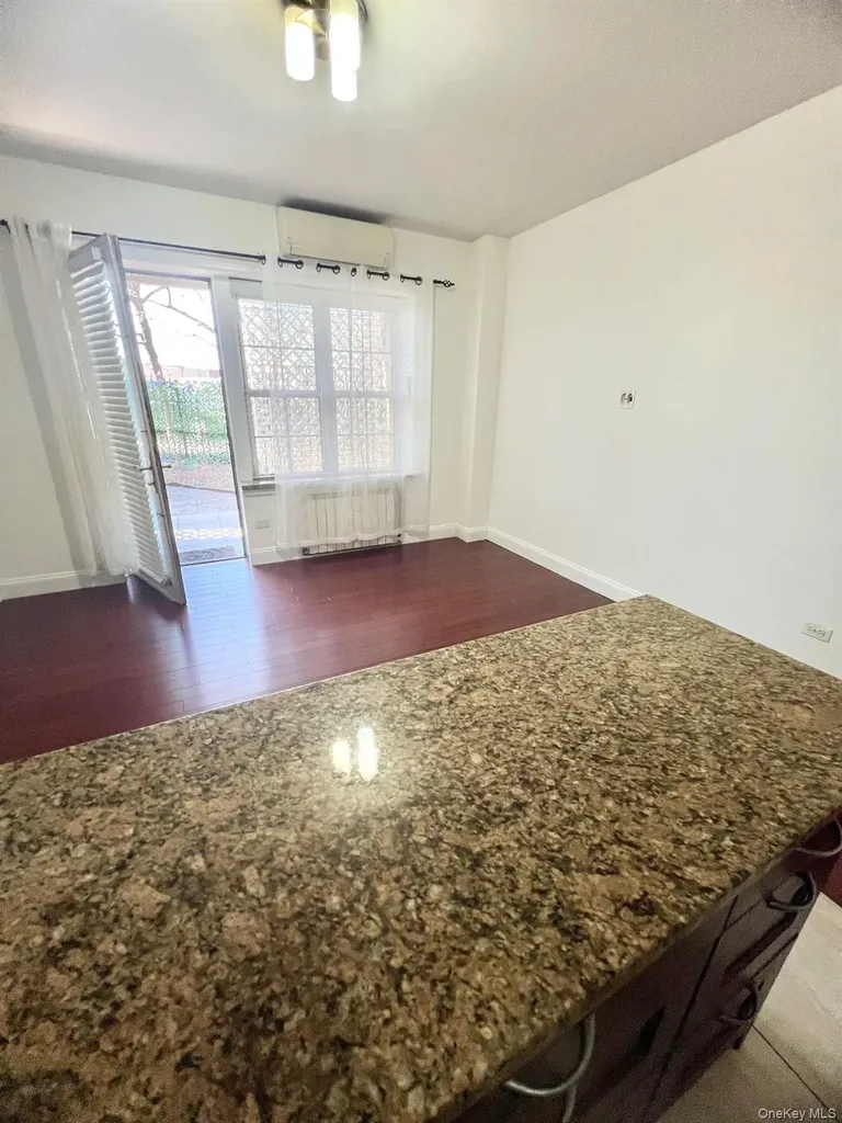 19-80 Starr Street Ridgewood NY 11385