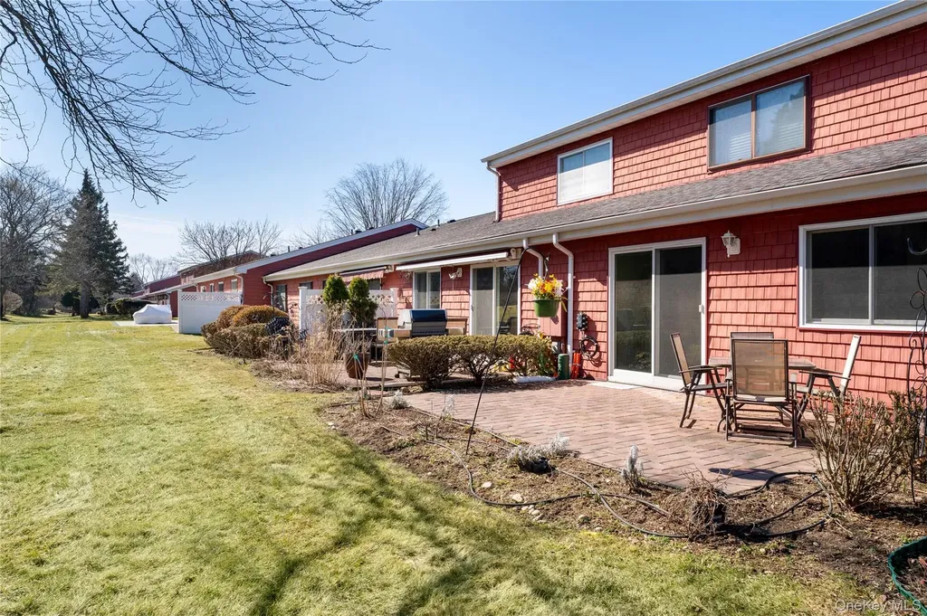 506 Drew Drive Saint James NY 11780