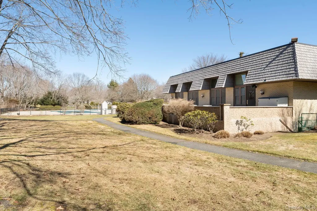 506 Drew Drive Saint James NY 11780